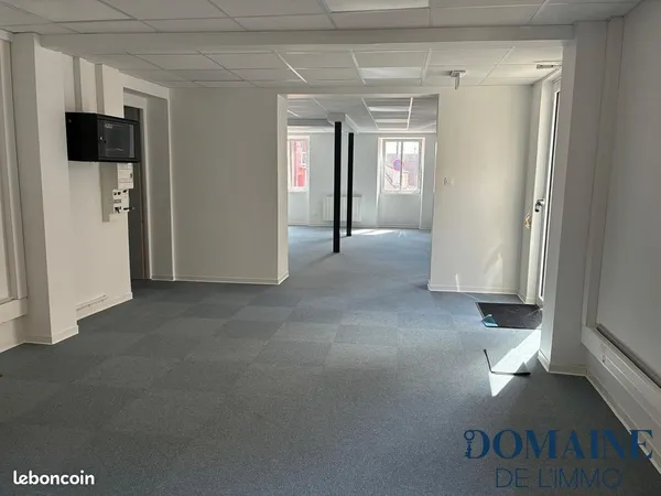 Bureaux 63 m² Hochfelden