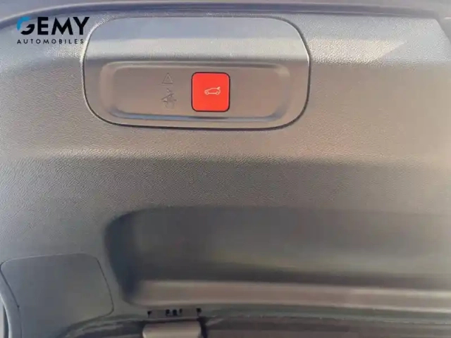 Peugeot 408 hybrid 145 e-dcs6 — photo 47