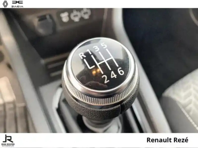 Renault Clio 1.0 tce 90ch evolution — photo 21