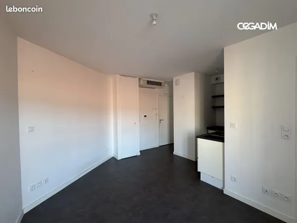 Studio 1 pièce 23 m²
