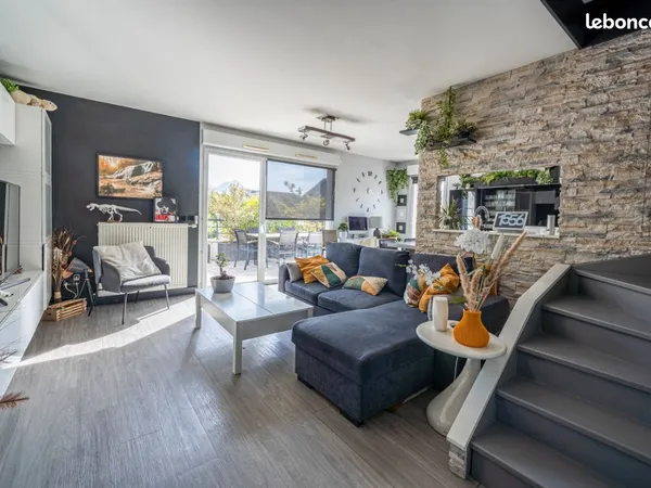 Appartement duplex T3 64m2 + Terrasse arborée de 34m2
