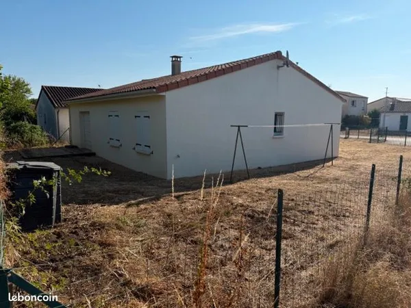 Vivonne - Maison 3 Ch Garage Jardin
