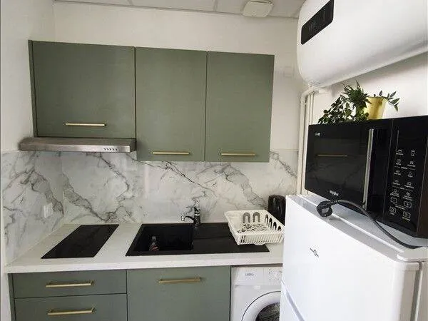 Studio 1 pièce 18 m²