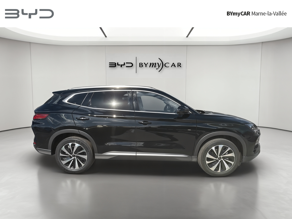BYD Seal U 1.5l DM-i 218 ch PHEV — photo 2