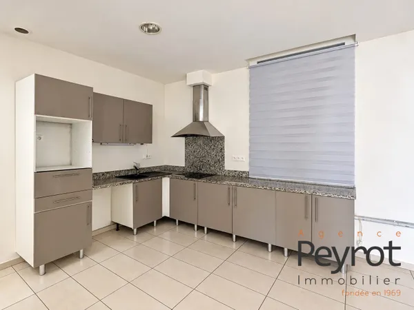 Appartement 4 pièces 130 m²