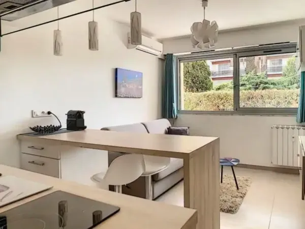 Studio meublé - Étudiant - avec Fibre - 20m2 - Rue de France