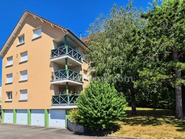 25230 SELONCOURT - APPARTEMENT T3 - 2 CHAMBRES - TERRASSE - GARAGE - DPE C - LUMINEUX