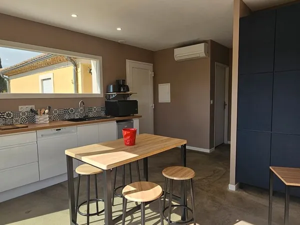 Maisonnette au calme avec belle terrasse