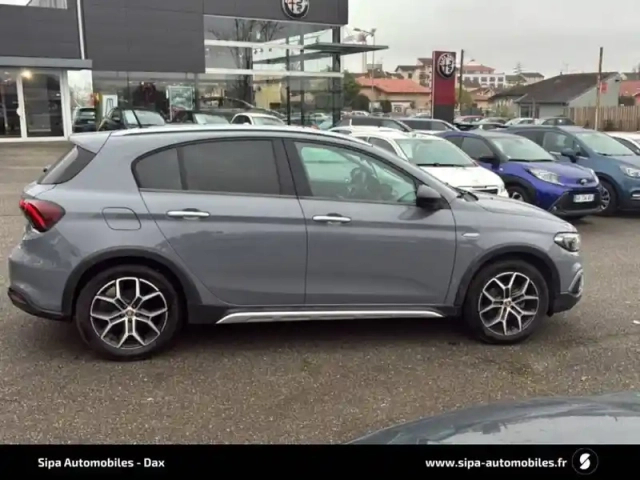 Fiat Tipo cross 1.0 firefly turbo 100 ch s&amp;s — photo 112