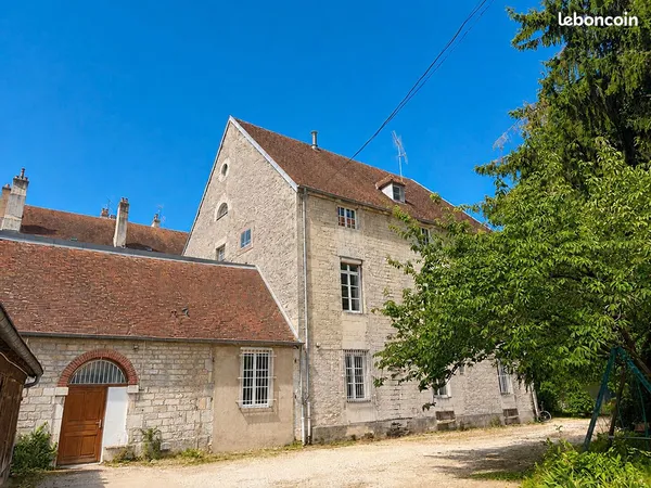 Immeuble 18 pièces 541 m²