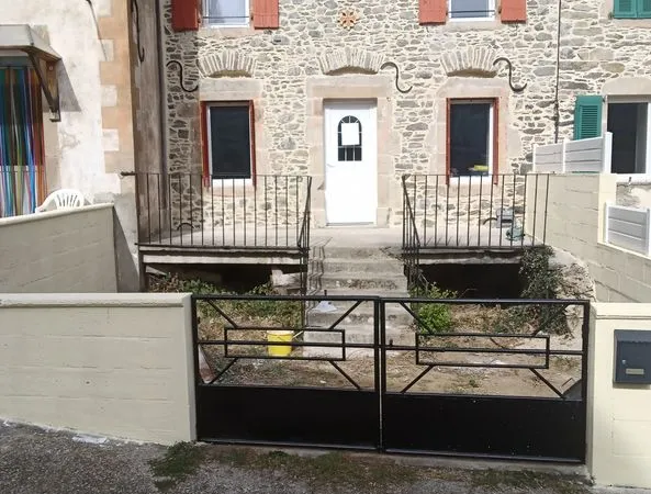 Maison Location Arvieu 3p 75m² 590€