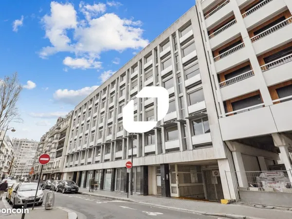 Bureau 1 986 m²