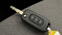 Renault Clio 1.5 Blue dCi 100ch Evolution - 24 — photo 16
