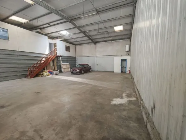 Local 220 m²