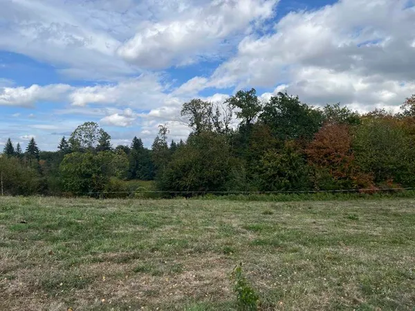 Terrain 2718 m²