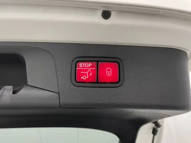 Mercedes Glc 300 e 9g-tronic 4matic — photo 122