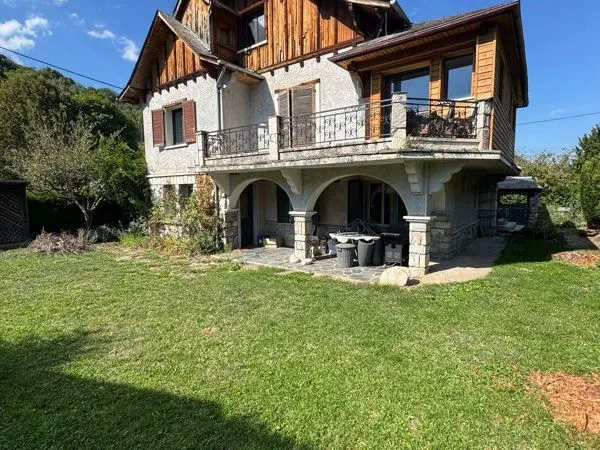 Maison 8 pièces jardin