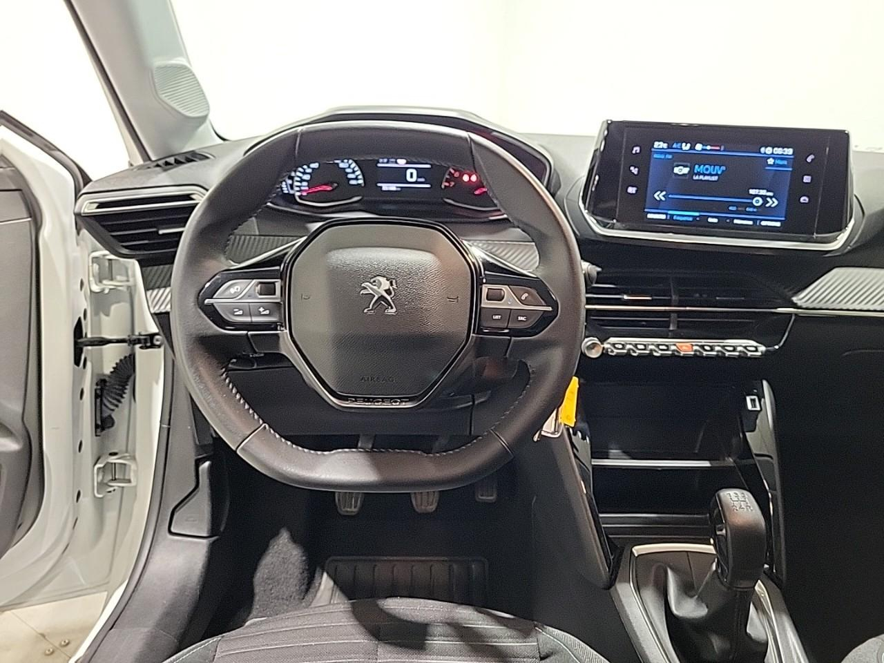 Peugeot 208 puretech 75 s&s bvm5 style — photo 12