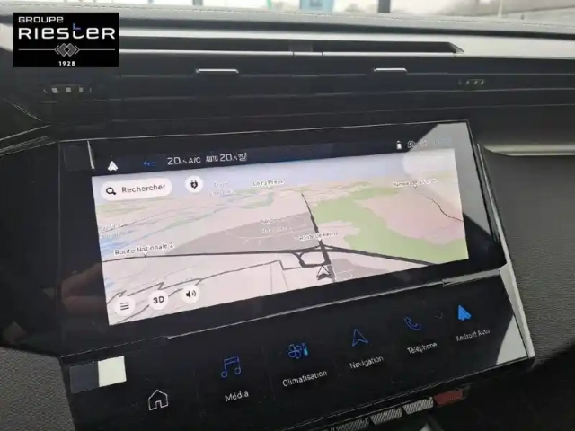 Peugeot 408 electrique 58 kwh 210ch — photo 24