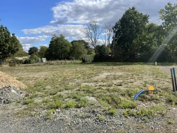 Terrain 351 m²