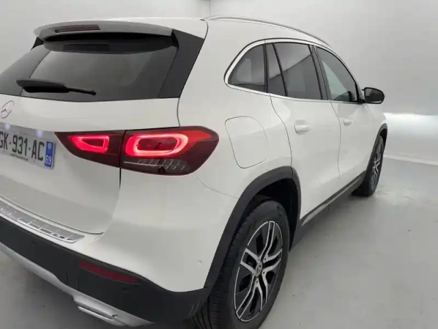 Mercedes Gla 250 e 8g-dct — photo 32