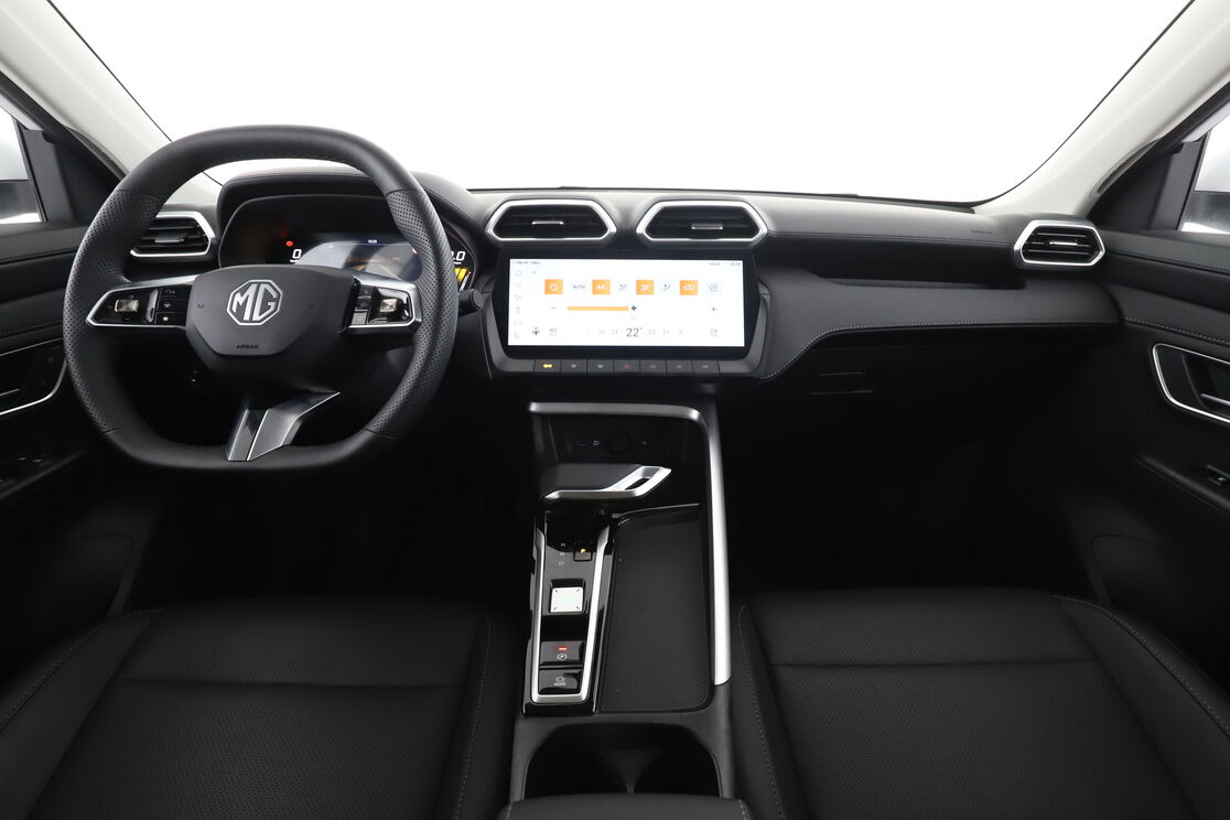 MG ZS 1.5 Hybrid+ Luxury — photo 11
