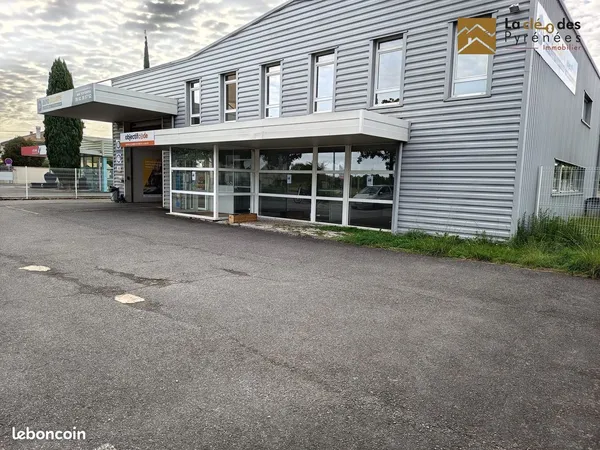 Local commercial 355 m² Tarbes