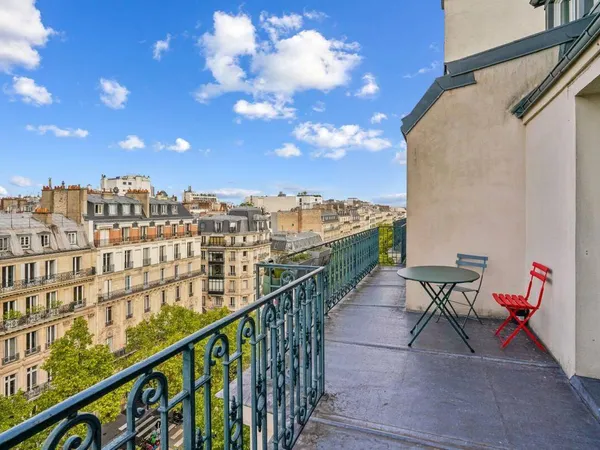 Bureaux 590 m²