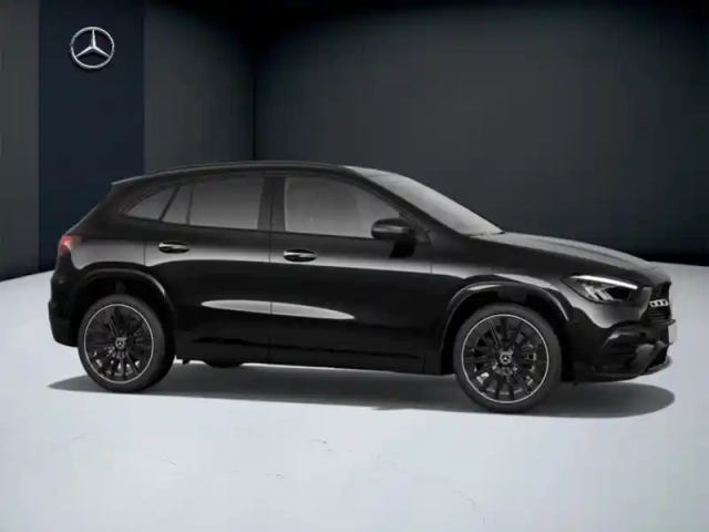 Mercedes Gla 200 d amg line — photo 17