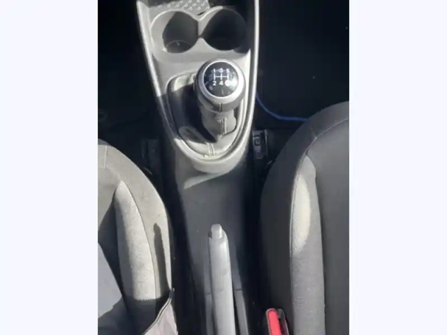 Toyota Aygo 1.0 vvt-i 72 dynamic — photo 20