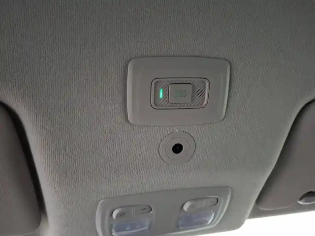 Dacia Sandero eco-g 100 — photo 8