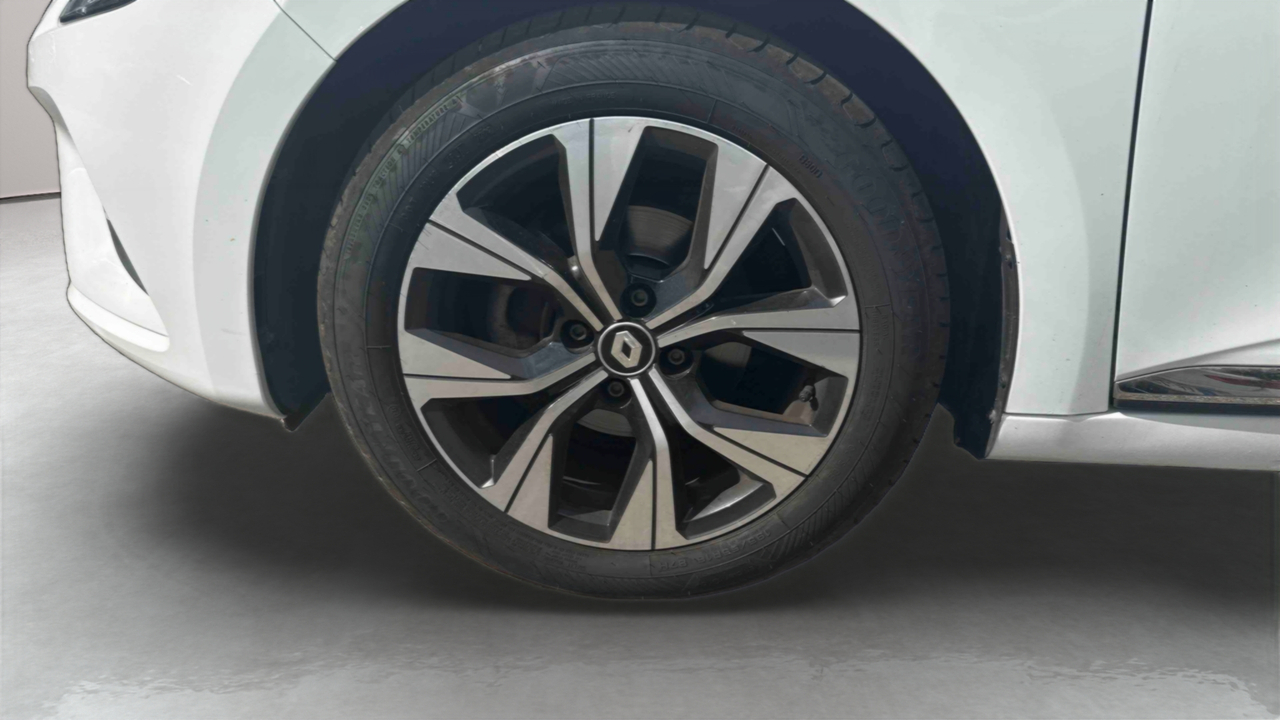 Renault Clio TCe 90 — photo 14