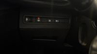 Peugeot 3008 HYBRID 225ch Allure Pack e-EAT8 — photo 33