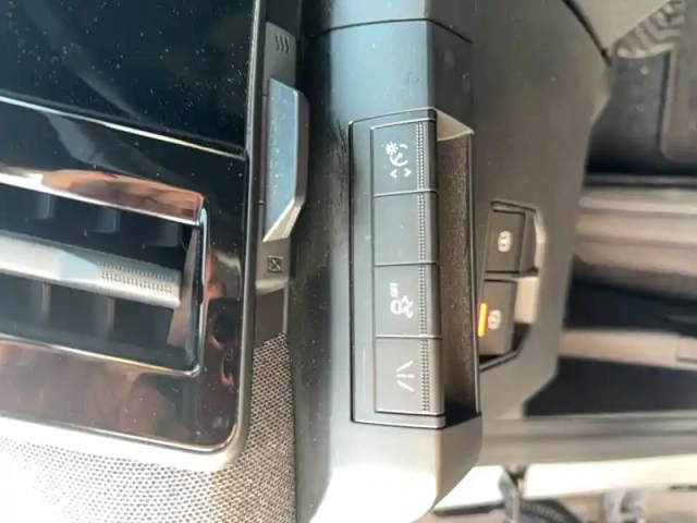 Renault Megane e-tech ev60 220 ch optimum charge — photo 32