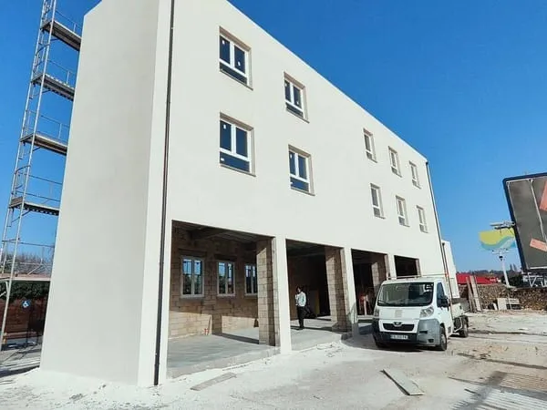 Bureaux 600 m²