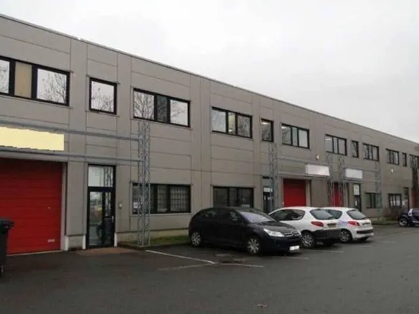 Local d'activité 1012 m²
