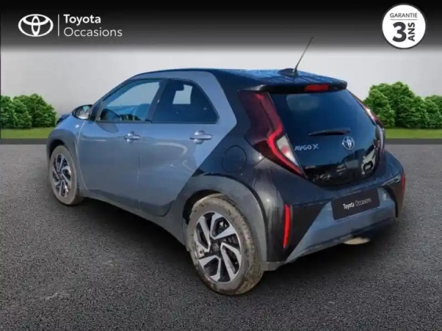 Toyota Aygo X 1.0 vvt-i 72ch design my24 — photo 1