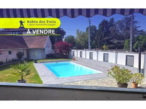 Villa 8 pièces 168 m²