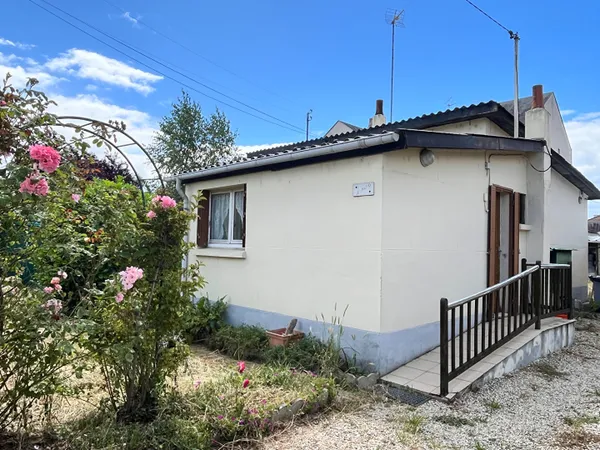 Sully Sur Loire - Maison plain pied 3 pièce(s) - Terrain 390 m²
