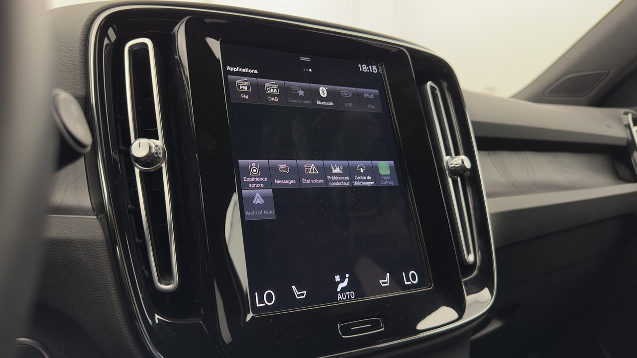 Volvo XC40 T5 Recharge 180+82 ch DCT7 — photo 26