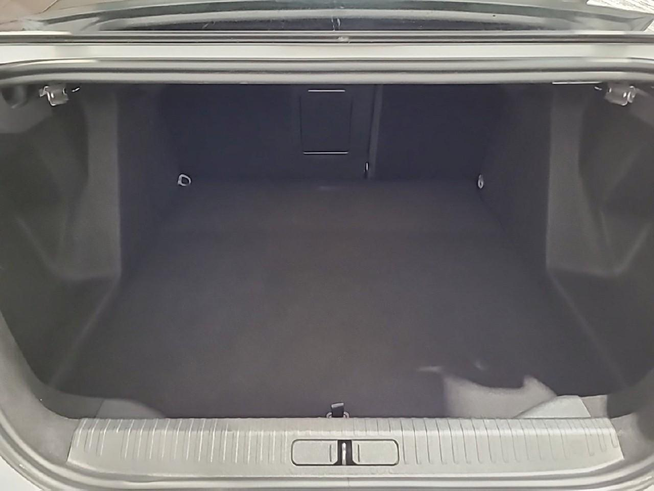 Citroën C4 X puretech 130 s&s eat8 shine — photo 14