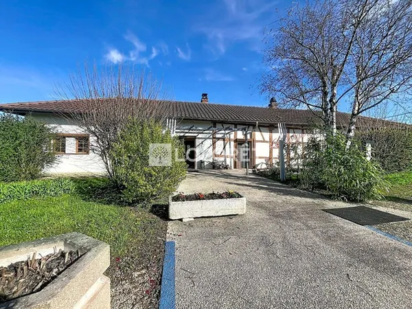 Maison 3 pièces 200 m²