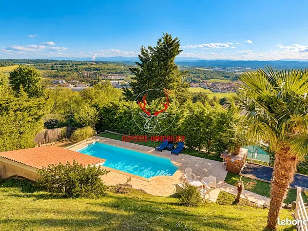Villa 5 pièces 142 m²