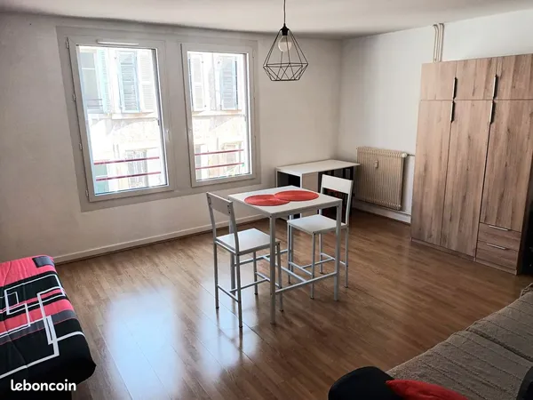T1 Studio de 39 m² meublé, en hypercentre de Châteauroux