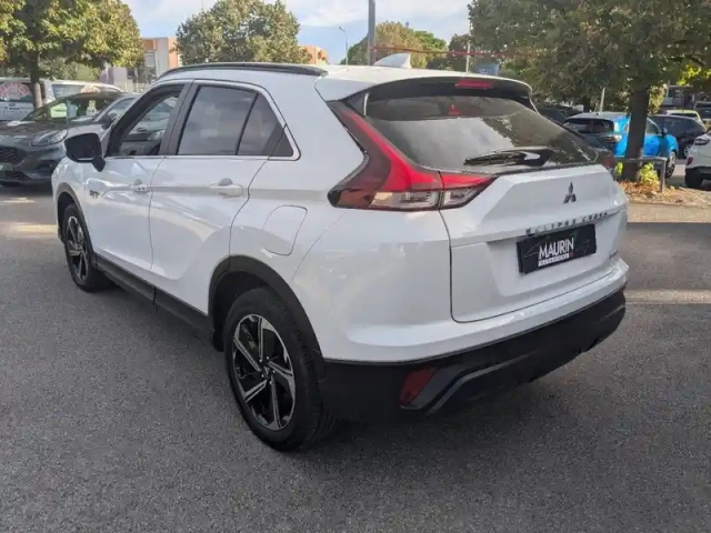 Mitsubishi Eclipse cross 2.4 mivec phev 188ch invite 4wd — photo 7