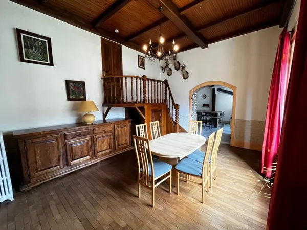 Maison 7 pièces 179 m²