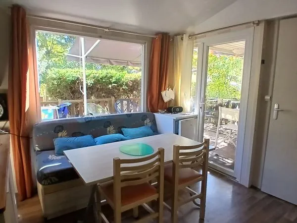 Mobil Home à vendre dans camping à l'annee