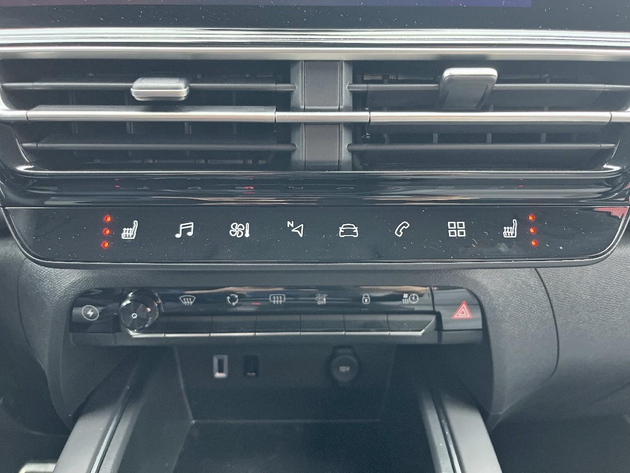 Citroën C5 Aircross hybride rechargeable 180 e-eat8 e-series — photo 16