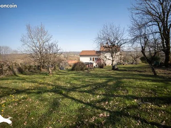 Maison 8 pièces 195 m²