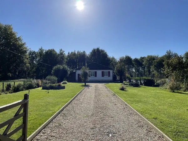 Maison avec piscine dans le pittoresque Trémolat sur la Dordogne